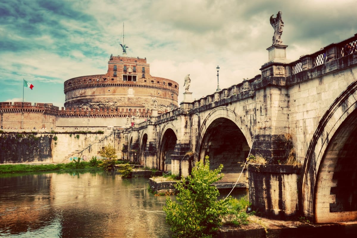 Il fantasma di Beatrice Cenci ponte Castel Sant'Angelo