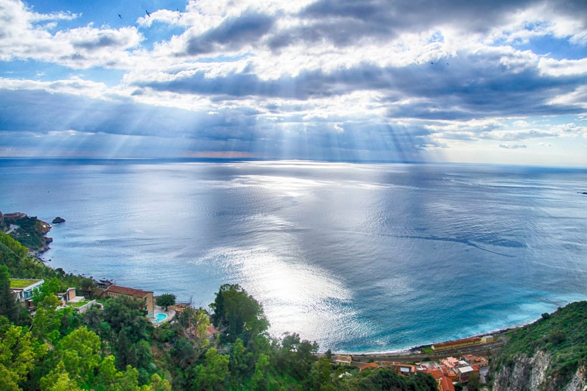 Stretto di Messina leggenda di Scilla e Cariddi