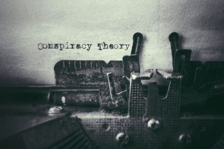 teorie del complotto sugli UFO