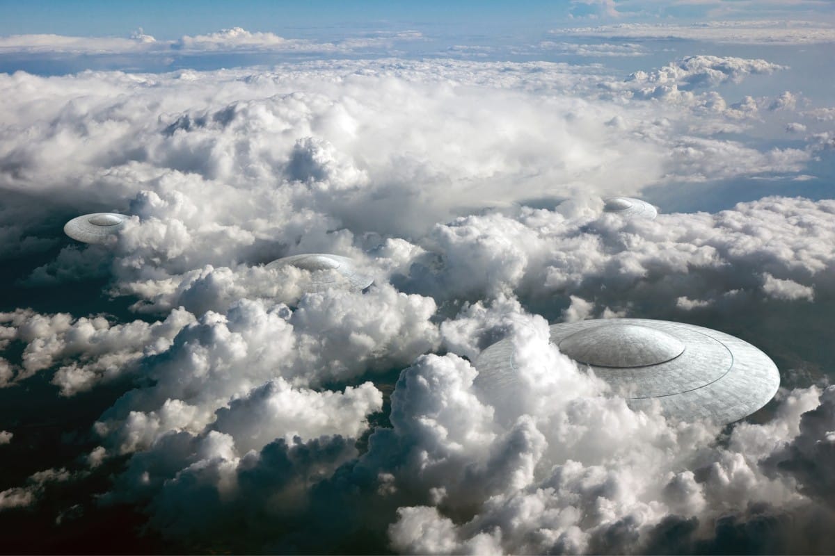 Dischi volanti avvistamento UFO di Kenneth Arnold