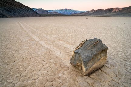 pietre mobili della death valley